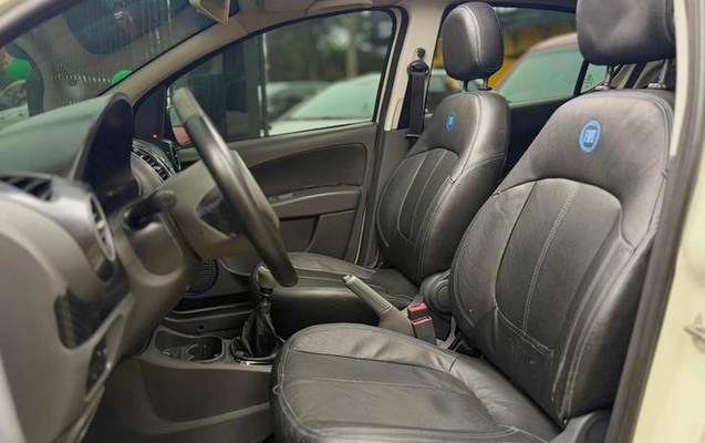 imagem-https://www.socarrao.com.br/sc-vehicle-images-prod/4102698/1790290693696-8349295_2_B_dbdd9154a0.jpeg