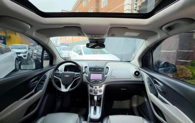 imagem-https://www.socarrao.com.br/sc-vehicle-images-prod/4102714/1790290698866-8454774_0_B_a5e6a28043.jpeg