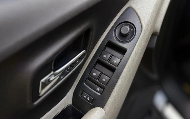 imagem-https://www.socarrao.com.br/sc-vehicle-images-prod/4102714/1790290698866-8454774_0_B_e2faa0ca58.jpeg