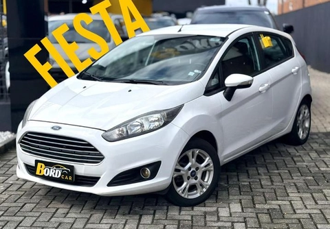 Ford Fiesta 2016 Branco — foto 1 de 3
