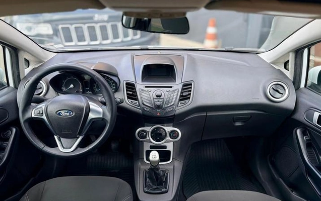 imagem-https://www.socarrao.com.br/sc-vehicle-images-prod/4102715/1790290699629-8454775_0_B_e5f3b4b716.jpeg