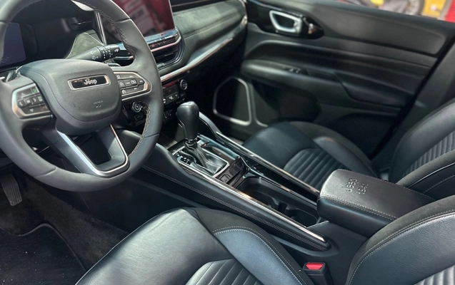 imagem-https://www.socarrao.com.br/sc-vehicle-images-prod/4103093/1790291980435-SU1HXzA1NTQuanBlZw.jpeg