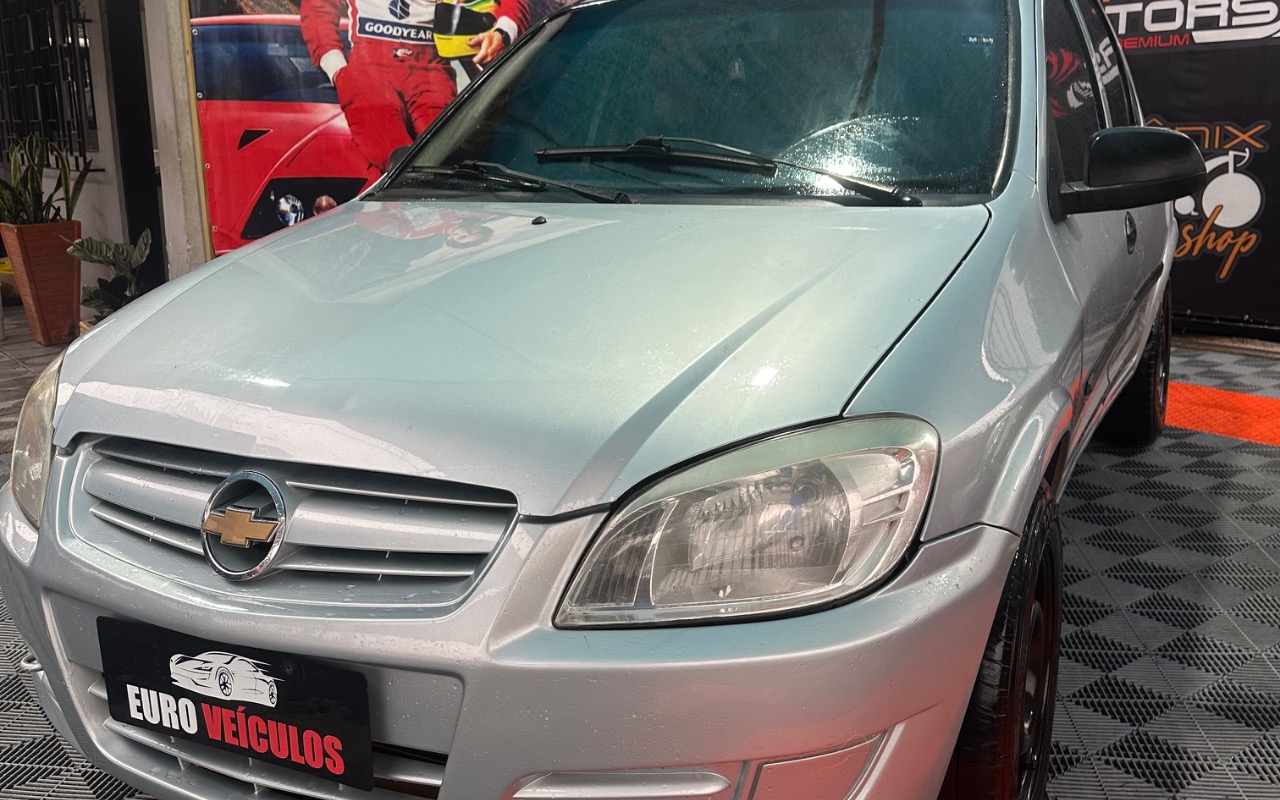Chevrolet Celta 2010 Cinza — foto 1 de 3