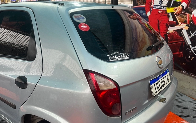 imagem-https://www.socarrao.com.br/sc-vehicle-images-prod/4103133/1790292187333-SU1HXzk3MTkuanBlZw.jpeg