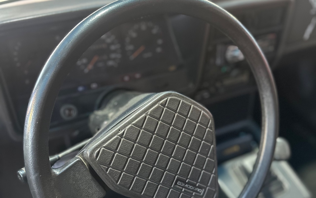 imagem-https://www.socarrao.com.br/sc-vehicle-images-prod/4103286/1790292374862-SU1HXzkwNjMuanBlZw.jpeg