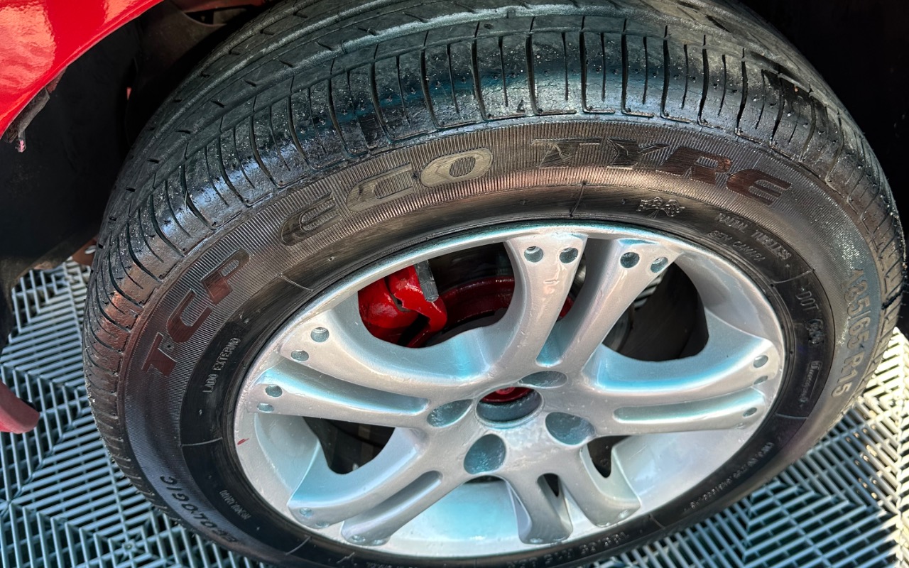 imagem-https://www.socarrao.com.br/sc-vehicle-images-prod/4103356/1790292620951-SU1HXzg0MzguanBlZw.jpeg