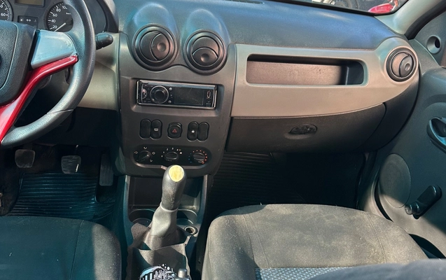 imagem-https://www.socarrao.com.br/sc-vehicle-images-prod/4103356/1790292621230-SU1HXzg0NDIuanBlZw.jpeg