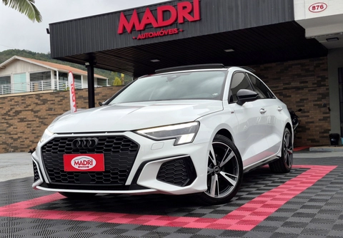 Audi A3 2023 Branco — foto 1 de 3