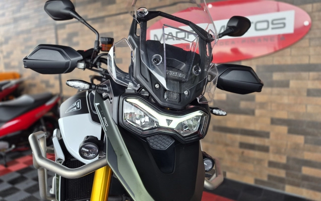 imagem-https://www.socarrao.com.br/sc-vehicle-images-prod/4106519/1790301747910-003_fca1a98aa395685a84de63ec263e2816.jpg