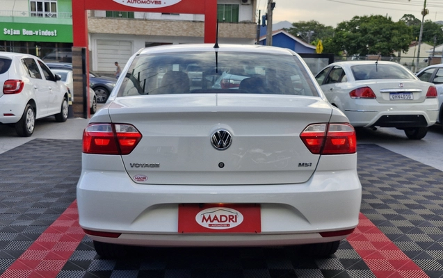 imagem-https://www.socarrao.com.br/sc-vehicle-images-prod/41075/1788196667865-003_ac0f596257ba65524bdc55d849046fbf.jpg