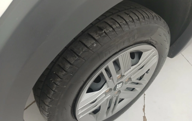 imagem-https://www.socarrao.com.br/sc-vehicle-images-prod/4108111/1790307445606-1_123720.jpg