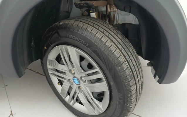imagem-https://www.socarrao.com.br/sc-vehicle-images-prod/4108116/1790307453897-2_043651.jpg