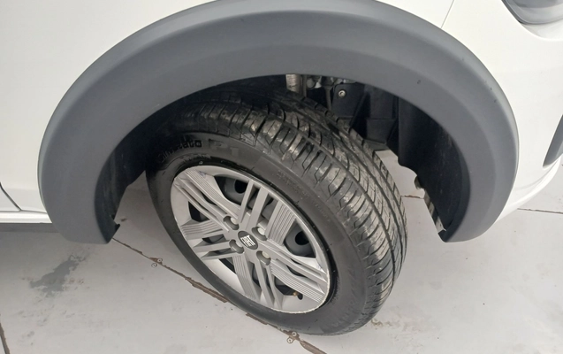 imagem-https://www.socarrao.com.br/sc-vehicle-images-prod/4108134/1790307528203-1_043645.jpg
