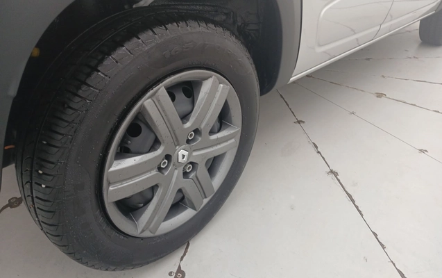 imagem-https://www.socarrao.com.br/sc-vehicle-images-prod/4108384/1790308423567-1_013746.jpg