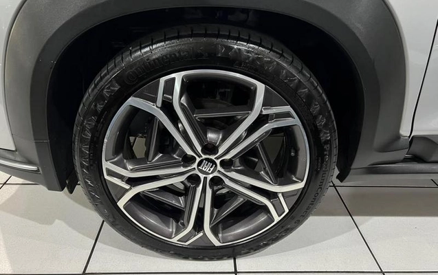 imagem-https://www.socarrao.com.br/sc-vehicle-images-prod/4108467/1790808685359-8507969_16_B_ba3d2220df.jpeg
