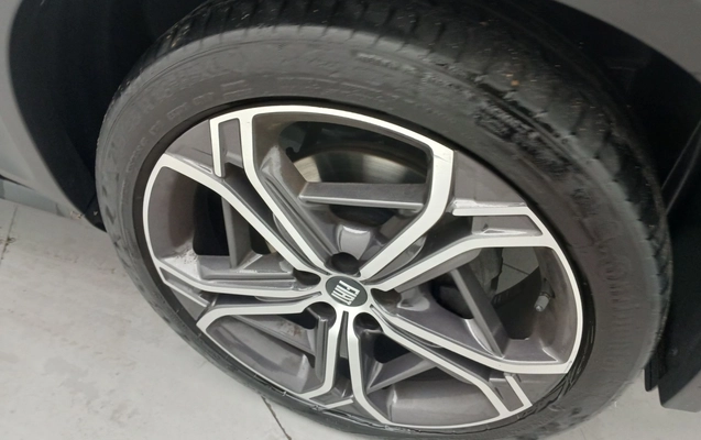 imagem-https://www.socarrao.com.br/sc-vehicle-images-prod/4108757/1790310990611-1_101050.jpg