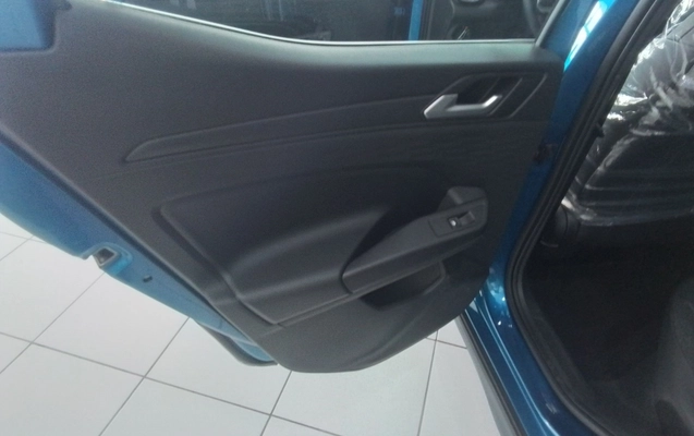 imagem-https://www.socarrao.com.br/sc-vehicle-images-prod/4108996/1790311771809-1_033300.jpg