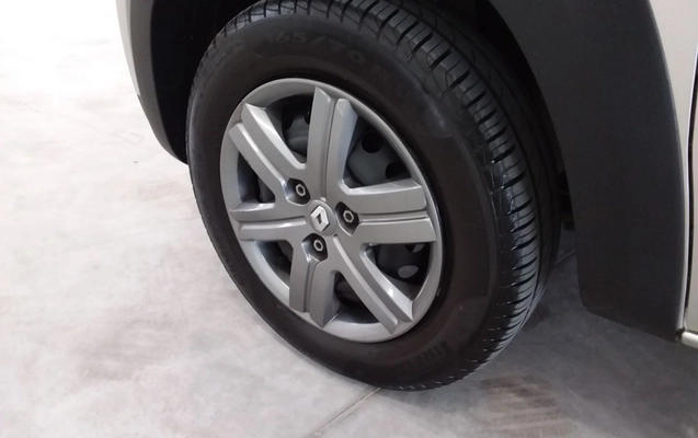 imagem-https://www.socarrao.com.br/sc-vehicle-images-prod/4109431/1790312274998-1_030438.jpg