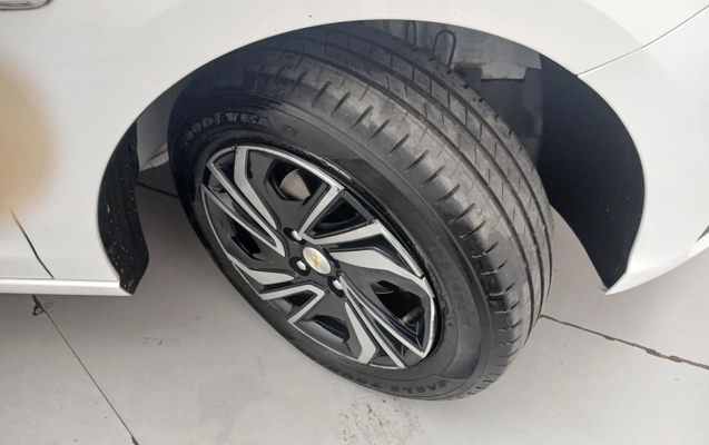 imagem-https://www.socarrao.com.br/sc-vehicle-images-prod/4110157/1790312696809-1_024049.jpg