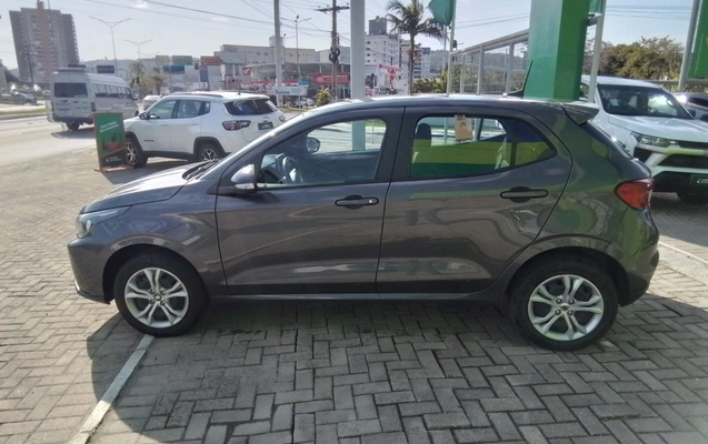imagem-https://www.socarrao.com.br/sc-vehicle-images-prod/4110217/1790312732808-1_123920.jpg