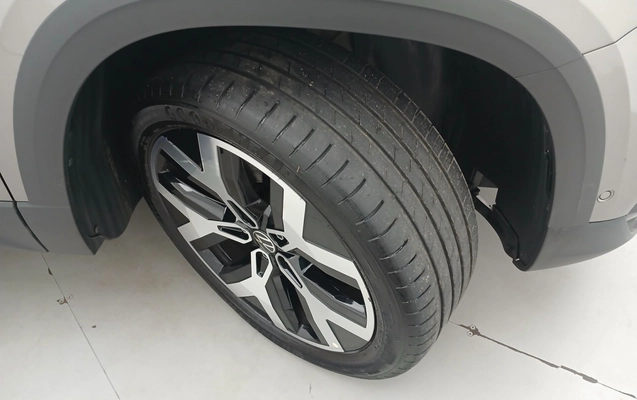 imagem-https://www.socarrao.com.br/sc-vehicle-images-prod/4111590/1790314201626-1_090628.jpg