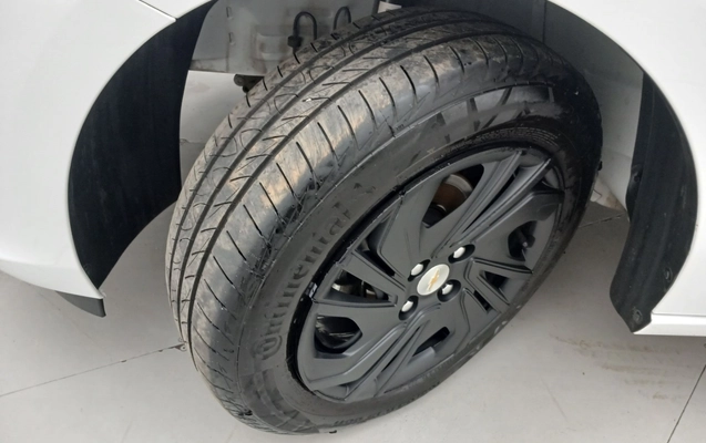 imagem-https://www.socarrao.com.br/sc-vehicle-images-prod/4111815/1790314662656-2_020056.jpg