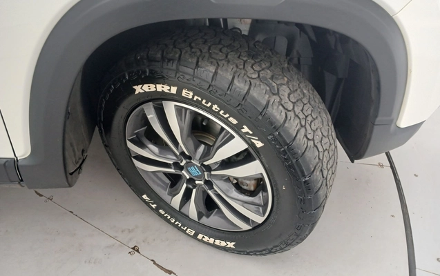 imagem-https://www.socarrao.com.br/sc-vehicle-images-prod/4111971/1790314808678-1_014554.jpg