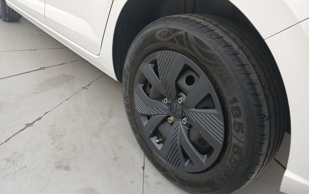 imagem-https://www.socarrao.com.br/sc-vehicle-images-prod/4112080/1790315126985-1_044552.jpg