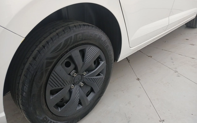imagem-https://www.socarrao.com.br/sc-vehicle-images-prod/4112080/1790315126985-1_044553.jpg