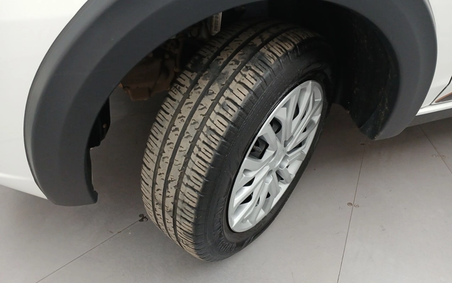 imagem-https://www.socarrao.com.br/sc-vehicle-images-prod/4112221/1790315411750-1_070103.jpg