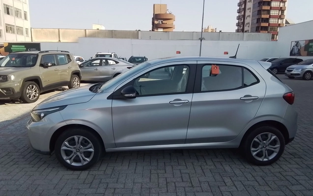imagem-https://www.socarrao.com.br/sc-vehicle-images-prod/4112878/1790318260247-1_045015.jpg