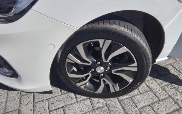 imagem-https://www.socarrao.com.br/sc-vehicle-images-prod/4113024/1790318498590-1_030233.jpg