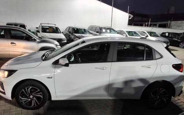 imagem-https://www.socarrao.com.br/sc-vehicle-images-prod/4115415/1790323829569-1_063140.jpg