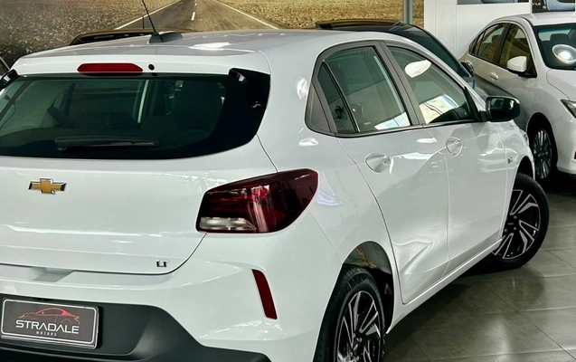 imagem-https://www.socarrao.com.br/sc-vehicle-images-prod/4116029/1790326492061-c410b78692154614816b80c390d7b2d3_1790326416470.jpg