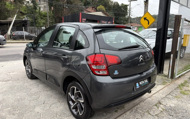 imagem-https://www.socarrao.com.br/sc-vehicle-images-prod/4116230/1790334245546-003_8fbdabf5249dbddce189de24f2ba588b.jpg