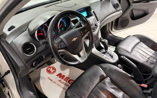 imagem-https://www.socarrao.com.br/sc-vehicle-images-prod/4116238/1790334563918-ad74540f039442d78d1c058033860f50_1779909614087.jpg