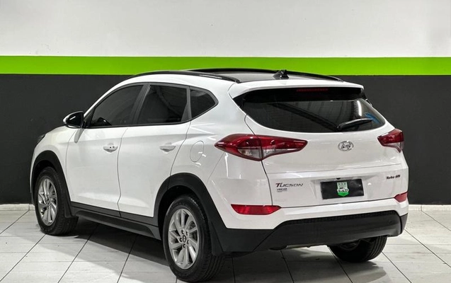 imagem-https://www.socarrao.com.br/sc-vehicle-images-prod/4116278/1790336855097-8364105_3_B_576c7b6df9.jpeg