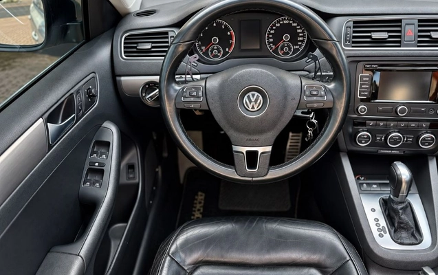 imagem-https://www.socarrao.com.br/sc-vehicle-images-prod/4116288/1790336970057-gb-2c8b117.jpg