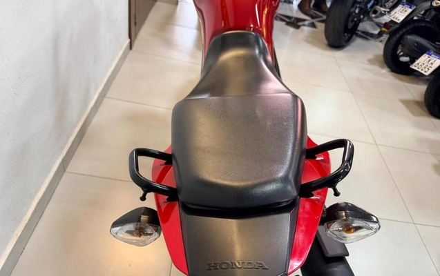 imagem-https://www.socarrao.com.br/sc-vehicle-images-prod/4116344/1791989818937-8501430_3_B_82611f9761.jpeg