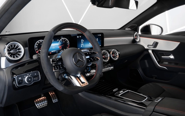 imagem-https://www.socarrao.com.br/sc-vehicle-images-prod/4116351/1790359649803-56cdb5d5-7003-448c-9abf-5d52ca7114f9.jpg