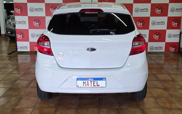 imagem-https://www.socarrao.com.br/sc-vehicle-images-prod/4116399/1790338693072-8512063_3_B_c739e28d91.jpeg
