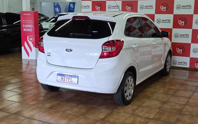 imagem-https://www.socarrao.com.br/sc-vehicle-images-prod/4116399/1790338693075-8512063_5_B_e0a7a027a5.jpeg