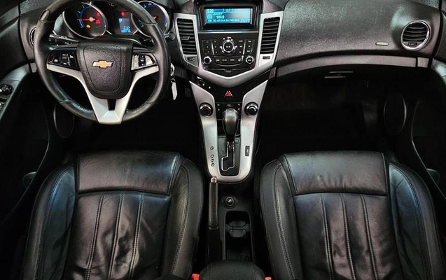 imagem-https://www.socarrao.com.br/sc-vehicle-images-prod/4116412/1790338782659-8198500_18_B_62c7aa59f6.jpeg
