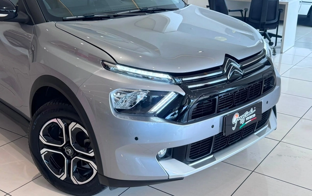 imagem-https://www.socarrao.com.br/sc-vehicle-images-prod/4116543/1790339168476-354c369ad05a41db928b4de6c52d9879_1790339031775.jpg
