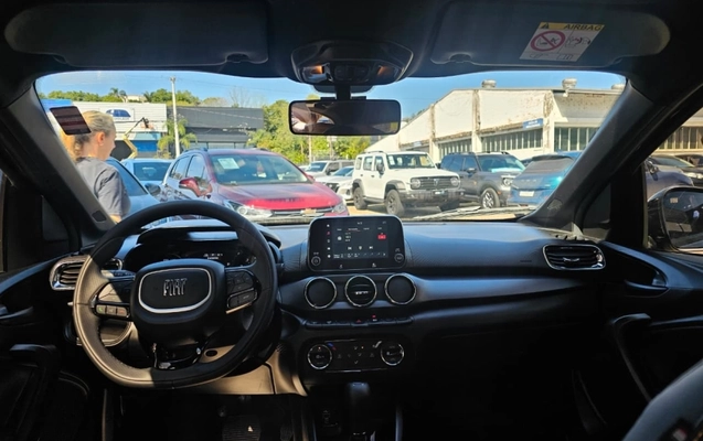 imagem-https://www.socarrao.com.br/sc-vehicle-images-prod/4116570/1790339259145-TxOHcDVMUMKrC18IAm0NO4sLeObMNHPM.jpg