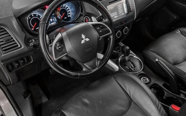 imagem-https://www.socarrao.com.br/sc-vehicle-images-prod/4116608/1790339419385-bI9vqYHzLu5CozHa4HSbJtfiAUmvbMhP.jpg