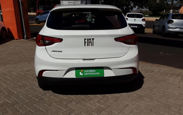 imagem-https://www.socarrao.com.br/sc-vehicle-images-prod/4116744/1790339826842-1_023151.jpg