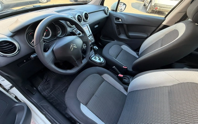 imagem-https://www.socarrao.com.br/sc-vehicle-images-prod/4116747/1790339842689-076498b4ce8b4a9ea9d470083ec6935f_1790339047512.jpg