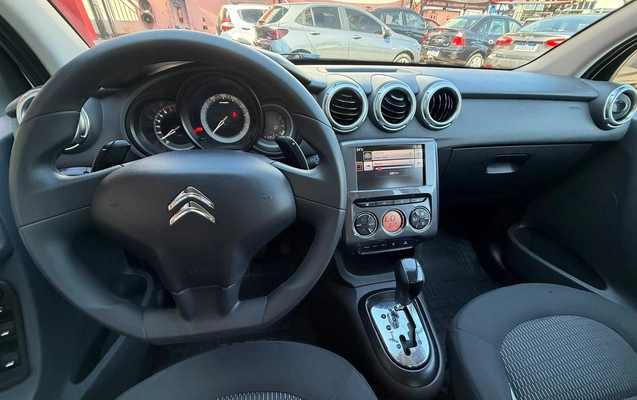 imagem-https://www.socarrao.com.br/sc-vehicle-images-prod/4116747/1790339842692-6a8818f7623a4965bbd9b85807f70331_1790339047526.jpg