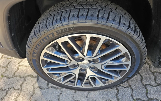 imagem-https://www.socarrao.com.br/sc-vehicle-images-prod/4117014/1790340384878-xVm3CZ0sXDNQwTlJX4RU0AweQo7qfSvC.jpg